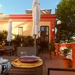 Palazzo Jannuzzi Relais בית הארחה סורנטו