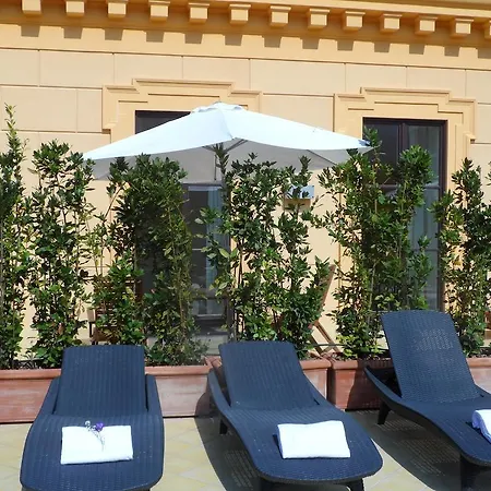 Palazzo Jannuzzi Relais Pensjonat 4*
